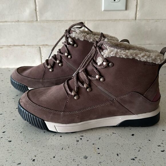 THE NORTH FACE Sierra Leather Mid Lace Waterproof Boots Performance Shoes Sz 9.5 - Picture 3 of 15